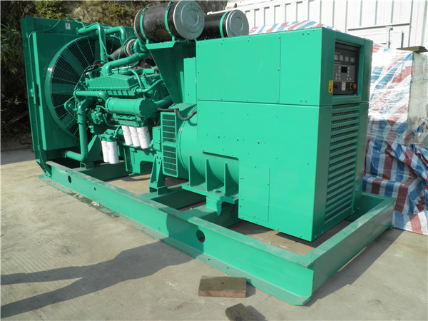 金湾发电车出租-柴油发电机散热器怎样散热
