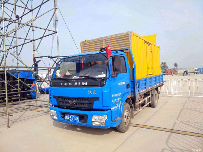 金湾800KW柴油发电机组油耗是多少？