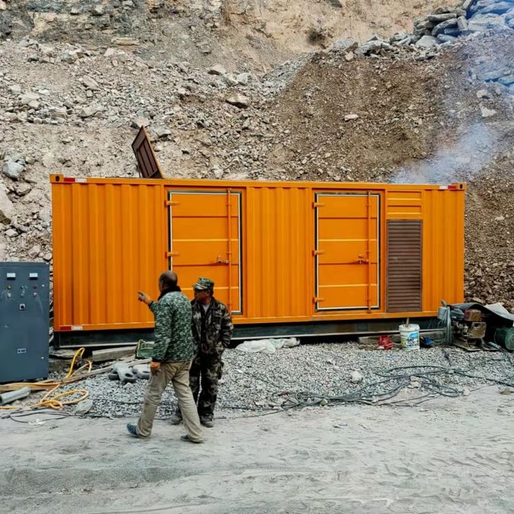 金湾如何选择适合自己的 800KW 柴油发电机组？