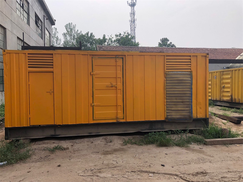 金湾柴油发电机如何判断新机油是否已经完全充满机油滤清器？