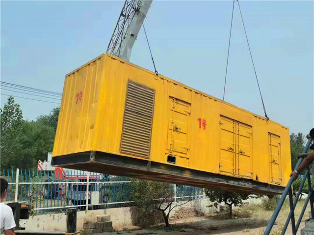金湾300KW柴油发电机组油耗是多少？