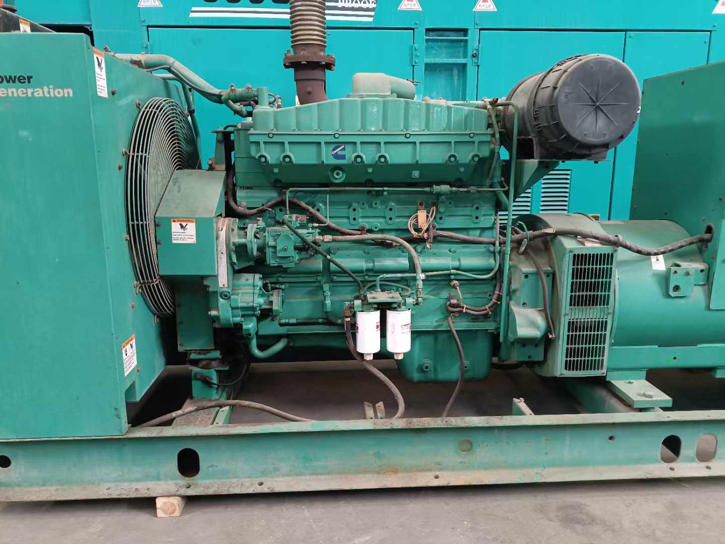 金湾过载会对 600kW 柴油发电机组造成哪些损害？