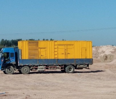 金湾发电机出租如何判断柴油发电机冷却液是否需要更换？