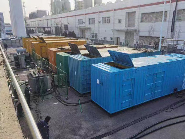 金湾380V和690V电压的电缆线相同吗？