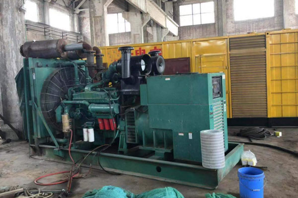 金湾发电机组的空气滤清器应该如何保养？