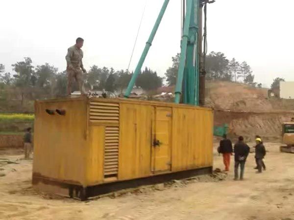 金湾如何判断水冷式机油散热器密封件是否需要更换？